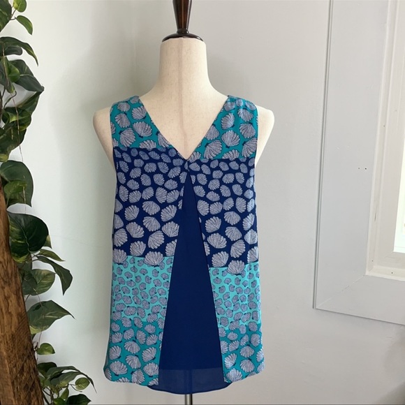 🌵 Charming Charlie Seashell Tank Top - Picture 2 of 2